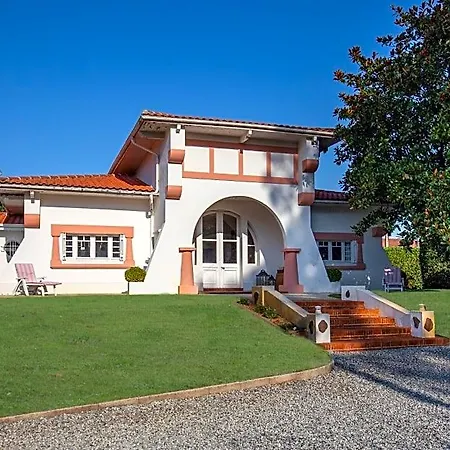 La Belle Vie Bed & Breakfast Capbreton